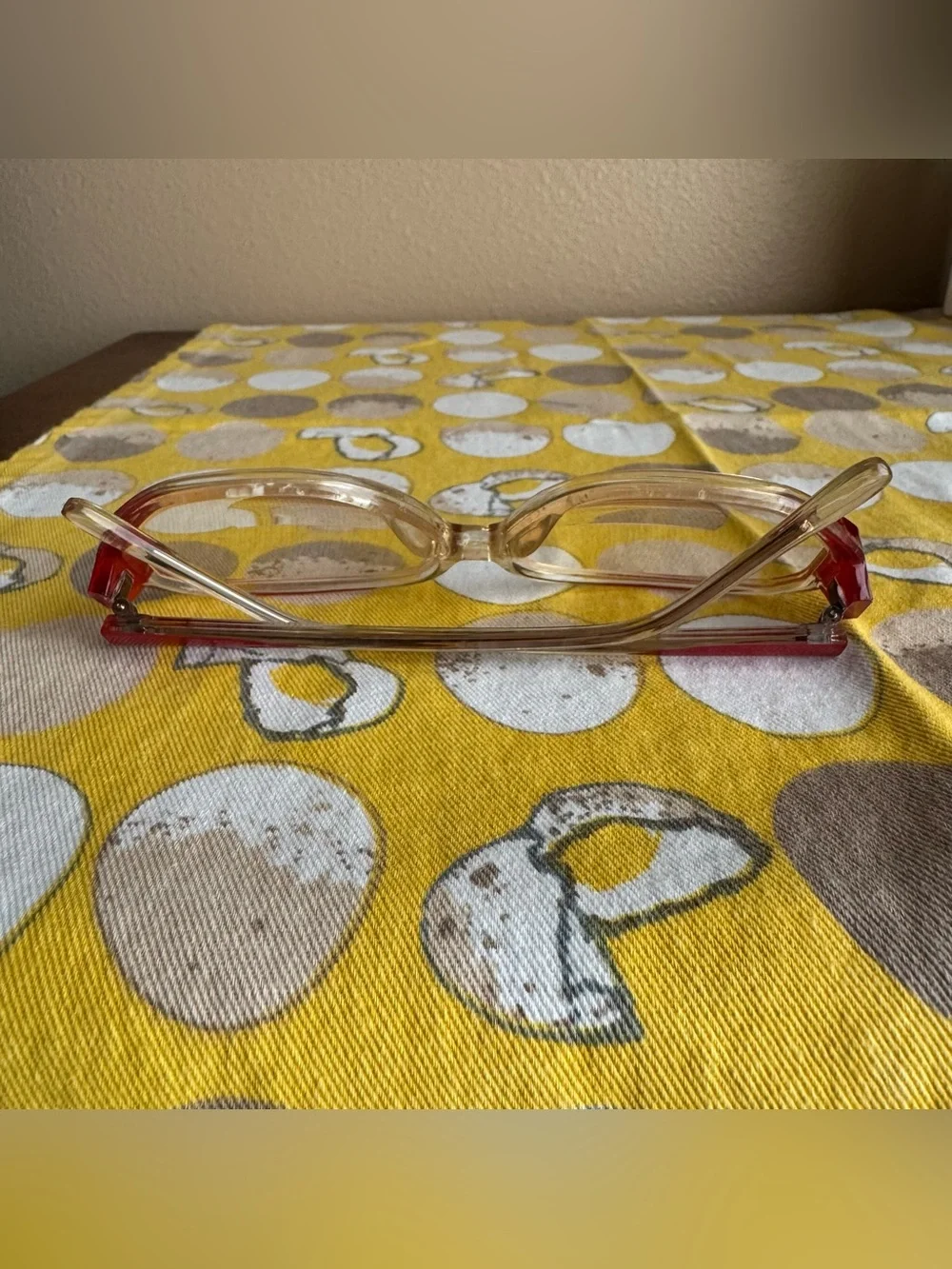 Vintage Magnivision red ombre reader glasses +2.50